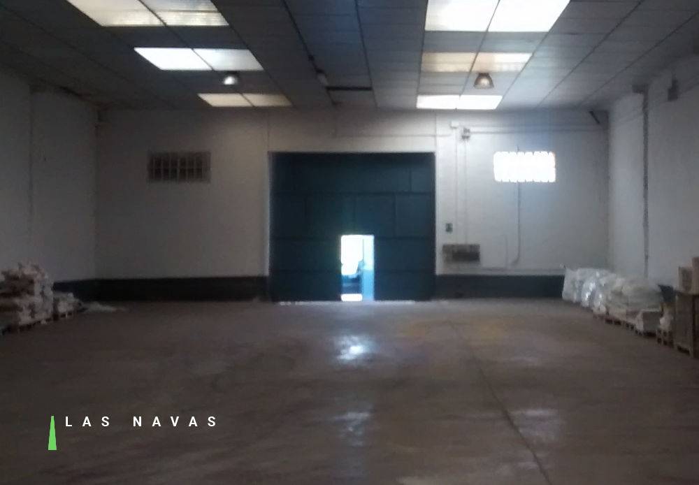 Interior Nave Industrial Polígono Las Navas en San Juan de Mozarrifar